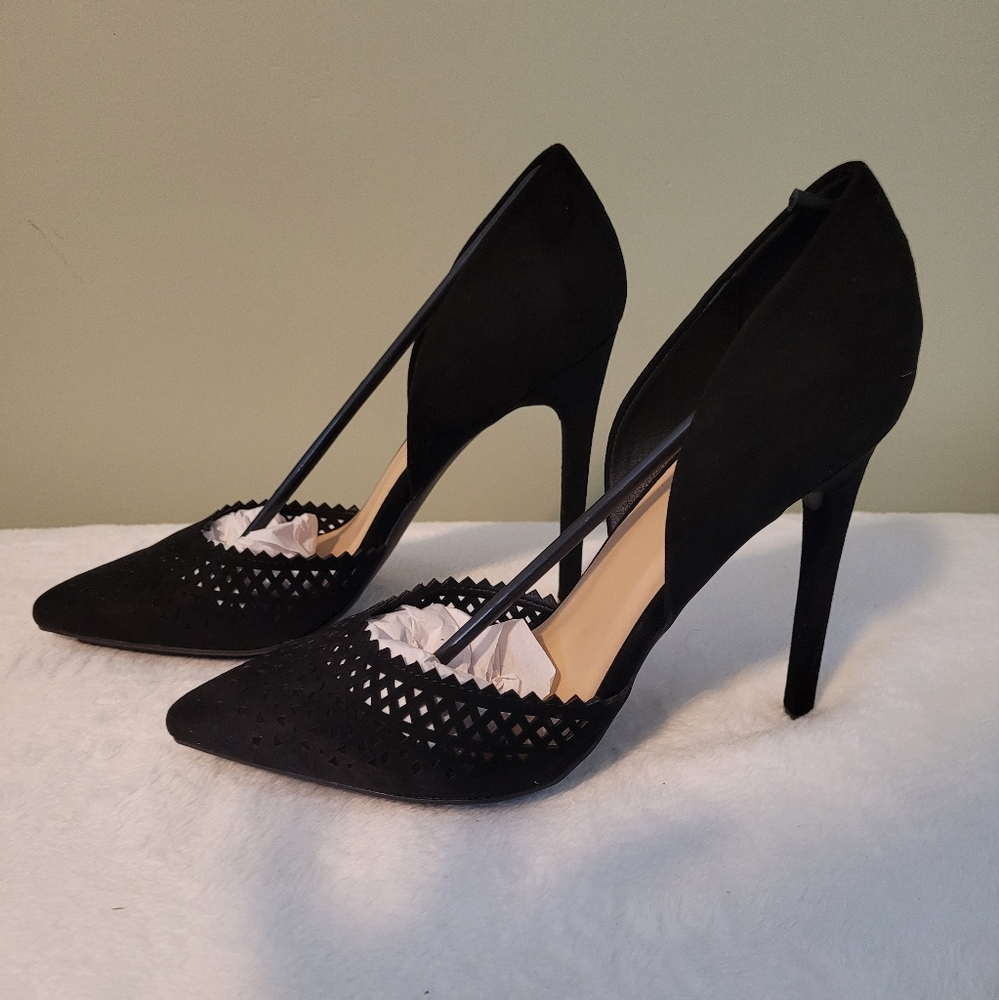 Justfab laser cutout pumps
